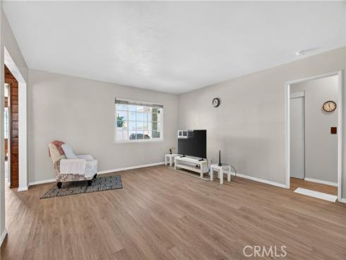 2056 W Random  , Anaheim, CA