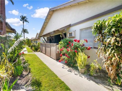 9166  Cerritos  48  Avenue, Anaheim, CA
