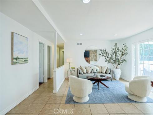 990 S Siet   Place, Anaheim, CA