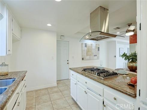 990 S Siet   Place, Anaheim, CA