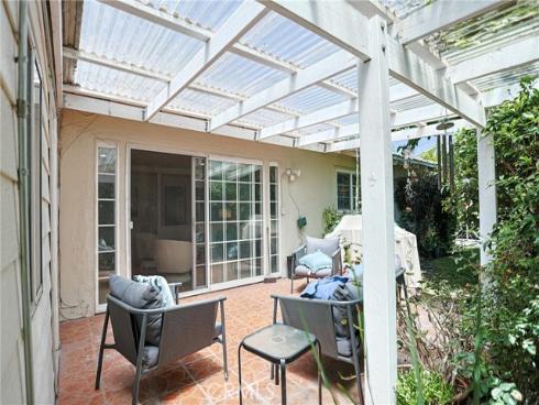 990 S Siet   Place, Anaheim, CA