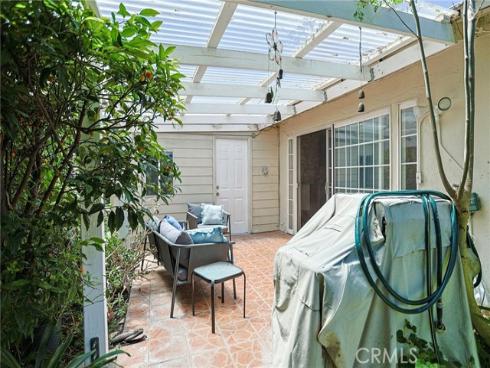 990 S Siet   Place, Anaheim, CA
