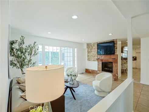 990 S Siet   Place, Anaheim, CA