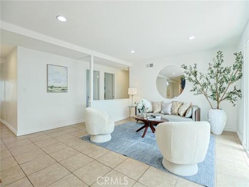 990 S Siet   Place, Anaheim, CA