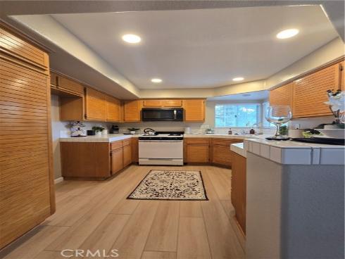655 S Glenhurst , Anaheim, CA