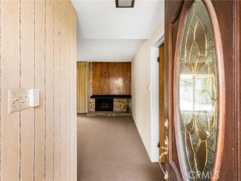 1830 W Chalet Avenue, Anaheim, CA