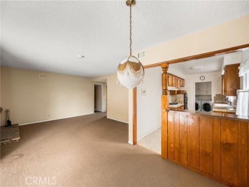 1830 W Chalet Avenue, Anaheim, CA