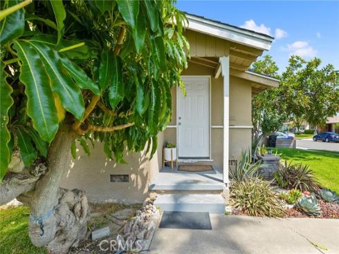917 N Winter Street , Anaheim, CA