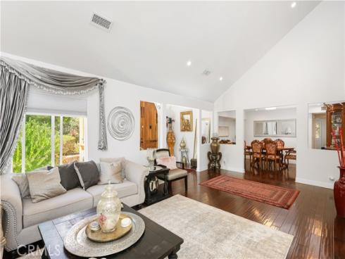 370 S Yorkshire , Anaheim, CA