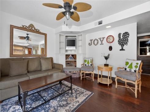 6263 E Northfield , Anaheim, CA
