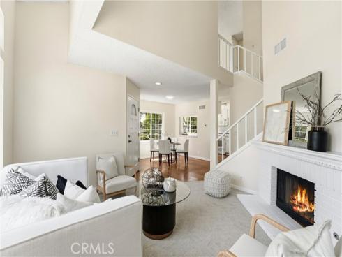 1836 W Falmouth Avenue 11 , Anaheim, CA