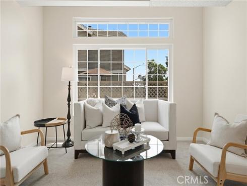1836 W Falmouth Avenue 11 , Anaheim, CA