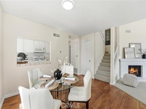 1836 W Falmouth Avenue 11 , Anaheim, CA