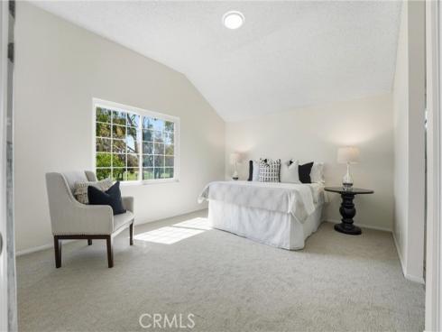 1836 W Falmouth Avenue 11 , Anaheim, CA
