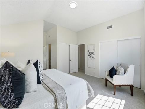 1836 W Falmouth Avenue 11 , Anaheim, CA