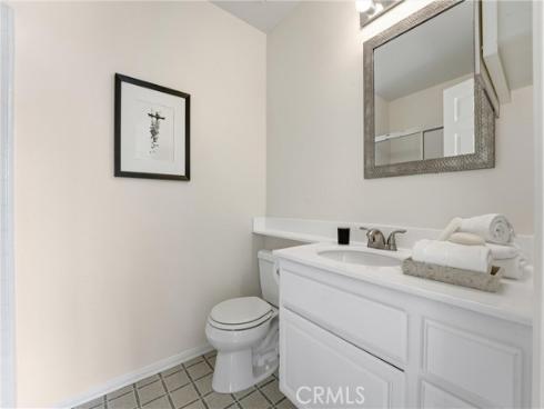 1836 W W Falmouth Avenue 11 , Anaheim, CA