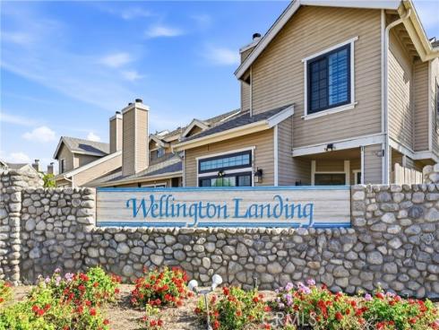 1836 W W Falmouth Avenue 11 , Anaheim, CA