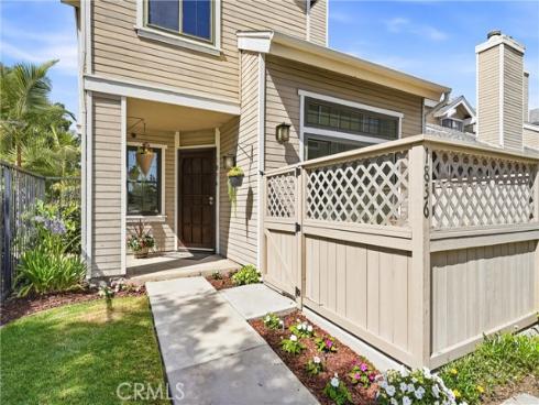 1836 W W Falmouth Avenue 11 , Anaheim, CA