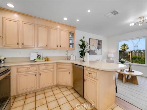 6075 E Montefino  , Anaheim, CA