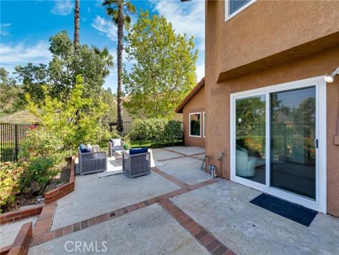 6075 E Montefino  , Anaheim, CA
