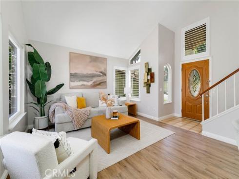 6075 E Montefino  , Anaheim, CA