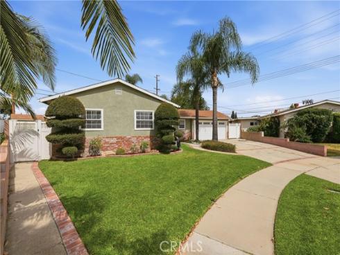 1025 N Modena , Anaheim, CA