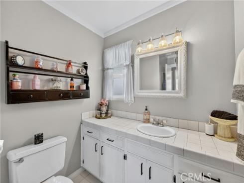 2789 E Oshkosh , Anaheim, CA