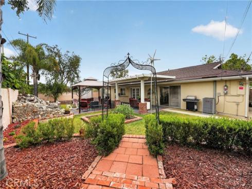 2789 E Oshkosh , Anaheim, CA