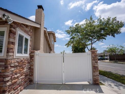 1748 N Ballad , Anaheim, CA