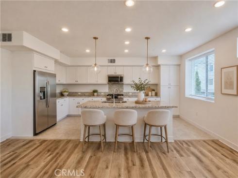 1893 S Union 117 Street, Anaheim, CA
