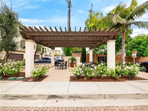 2242 W Anacasa , Anaheim, CA