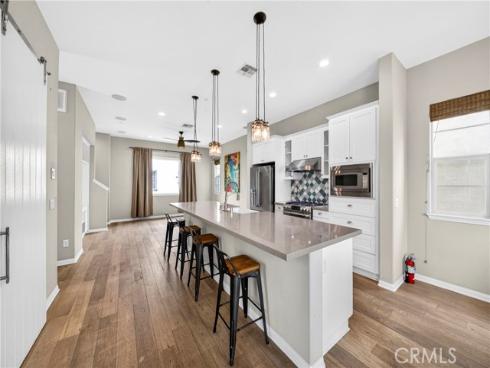 2242 W Anacasa , Anaheim, CA