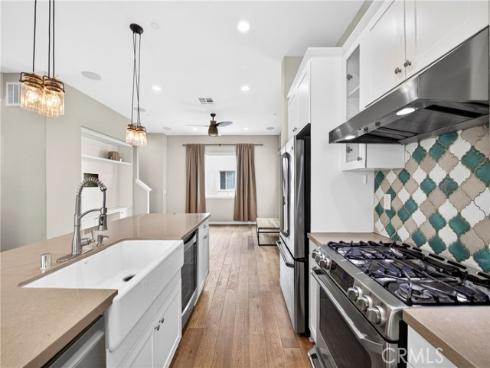 2242 W Anacasa , Anaheim, CA