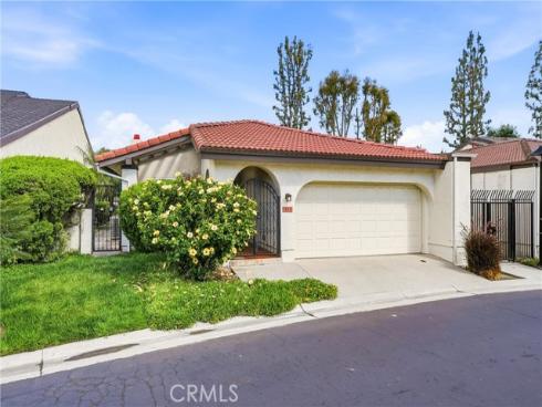 1955 W Bayshore , Anaheim, CA