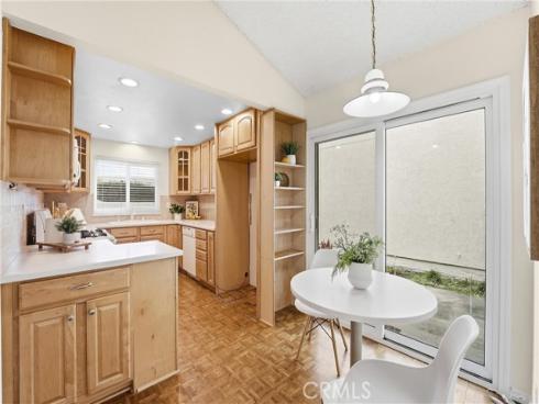 1955 W Bayshore , Anaheim, CA