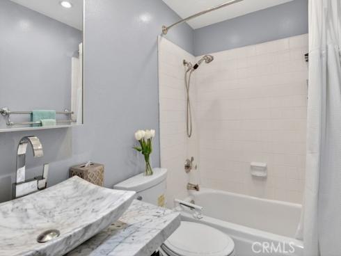6539 E Camino Vista 3 , Anaheim, CA