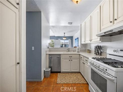 931 S Sutter Creek , Anaheim, CA