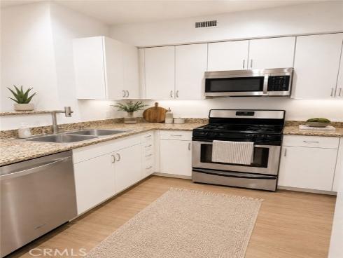 1801 E Katella Ave 1076 , Anaheim, CA