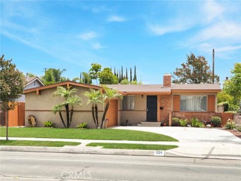 324 N. La Reina Street