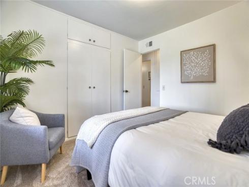 324 N La Reina Street, Anaheim, CA