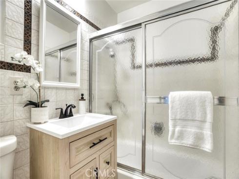 324 N La Reina Street, Anaheim, CA
