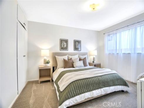 324 N La Reina Street, Anaheim, CA
