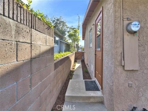 324 N La Reina Street, Anaheim, CA