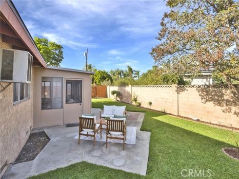 324 N La Reina Street, Anaheim, CA