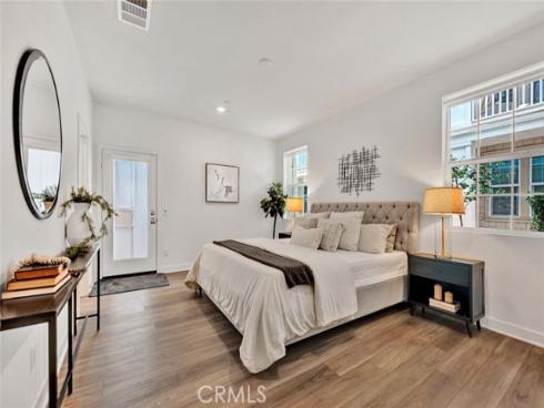1070 N Anaheim 1 Boulevard, Anaheim, CA