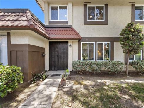 2692 W Plum Tree Lane, Anaheim, CA