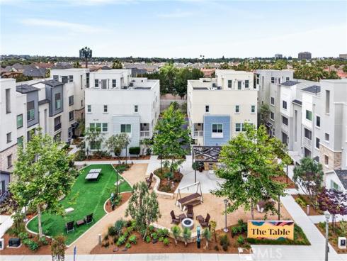 641 S Motif Street, Anaheim, CA