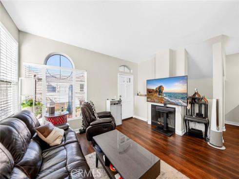 1099 S San Marino , Anaheim, CA
