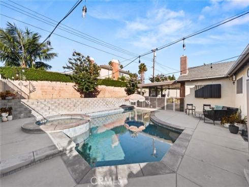 212 N Kennebec , Anaheim, CA