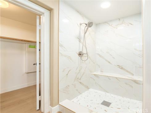 672 E Valencia 108 , Anaheim, CA